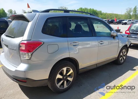 2018 Subaru Forester 2.5I Premium z USA, uszkodzony, nr VIN JF2SJAGC7JH545158